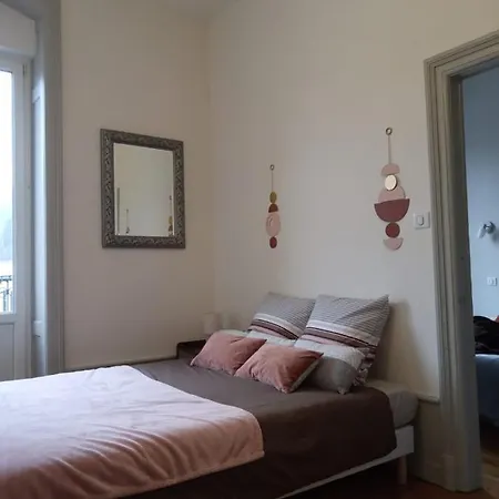 Centre Gare 아파트 생디에데보주